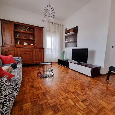 Modern & Cosy In Centre *