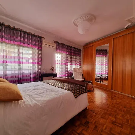 Modern & Cosy In Centre Lejlighed *