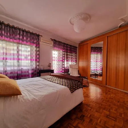 Modern & Cosy In Centre Lägenhet *