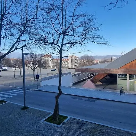 Modern & Cosy In Centre Lägenhet